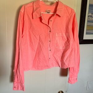 Universal Thread Crop Pink Button-Up Shirt